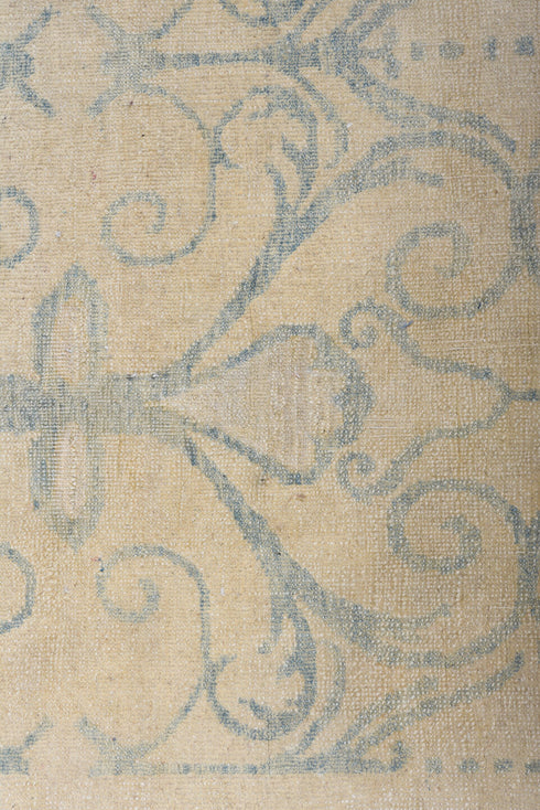 Vintage European Area Rug (8' x 9')